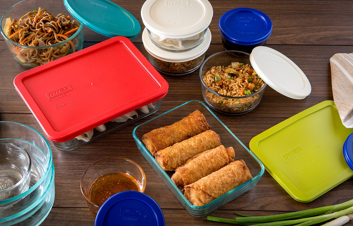 Macy’s – Pyrex 22-Piece Food Storage Container Set just .99!